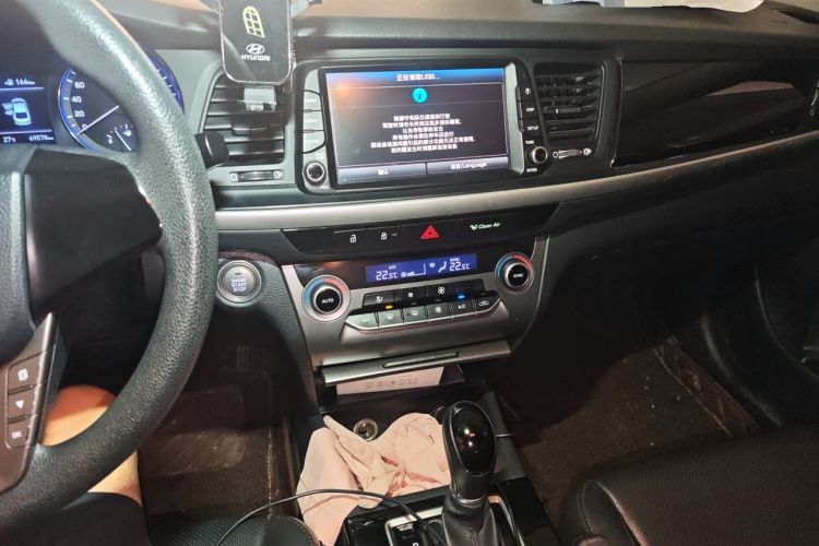 Used Hyundai Mistra 2017 1.8L Automatic Smart GLS China V Standard Audio And AC Panel