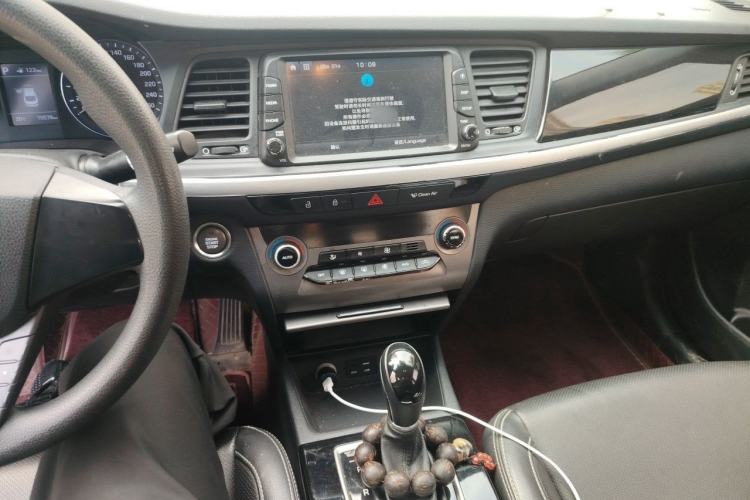 Used Hyundai Mistra 2017 1.6T Automatic Smart GLS China V Standard Audio And AC Panel