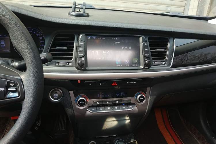Used Hyundai Mistra 2017 1.8L Automatic Smart GLS China V Standard Audio And AC Panel