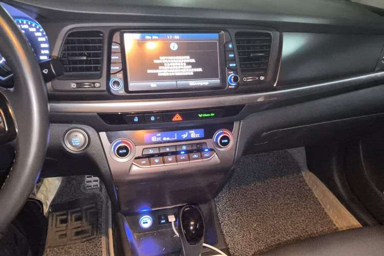 Used Hyundai Mistra 2017 1.6T Automatic Flagship Model TOP China V Emission Standard Audio And AC Panel