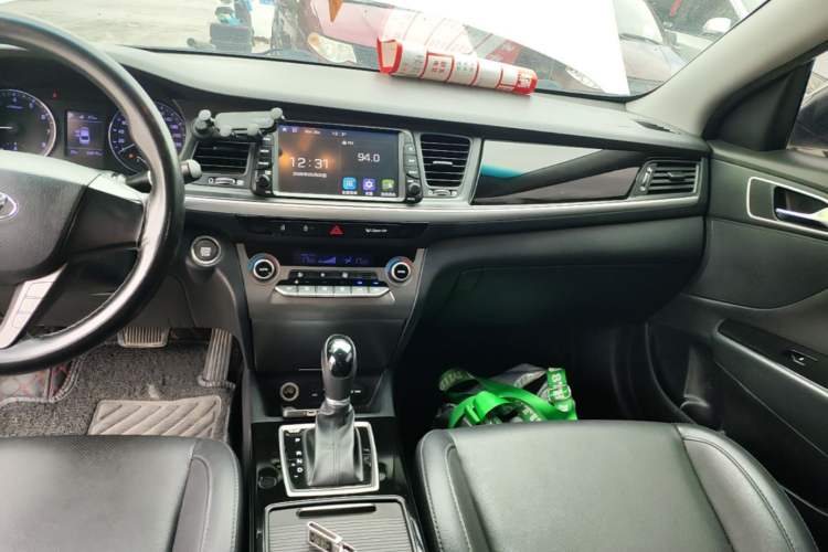 Used Hyundai Mistra 2017 1.8L Automatic Smart GLS China V Standard Audio And AC Panel