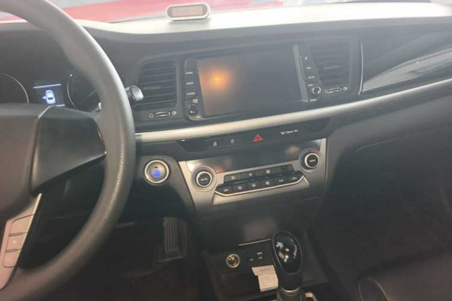 Used Hyundai Mistra 2017 1.8L Automatic Smart GLS China V Standard Audio And AC Panel