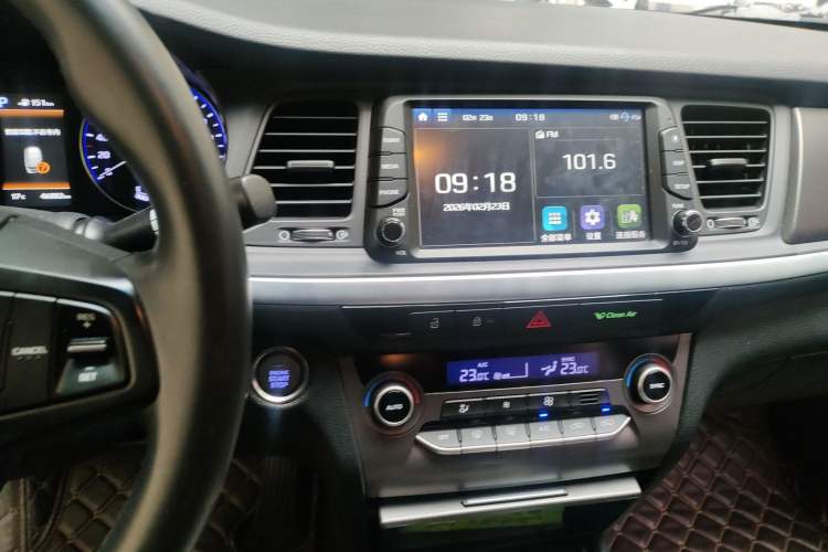 Used Hyundai Mistra 2017 1.8L Automatic Deluxe DLX Model China V Emission Standard Audio And AC Panel