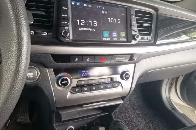 Used Hyundai Mistra 2017 1.8L Automatic Smart GLS China V Standard Audio And AC Panel