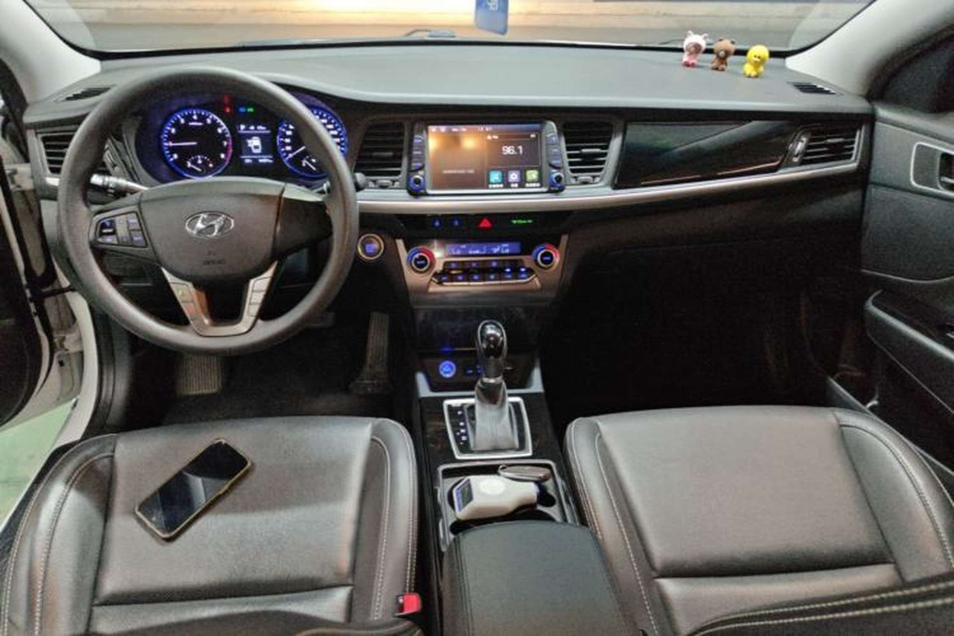Used Hyundai Mistra 2017 1.6T Automatic Smart GLS China V Standard Center Console
