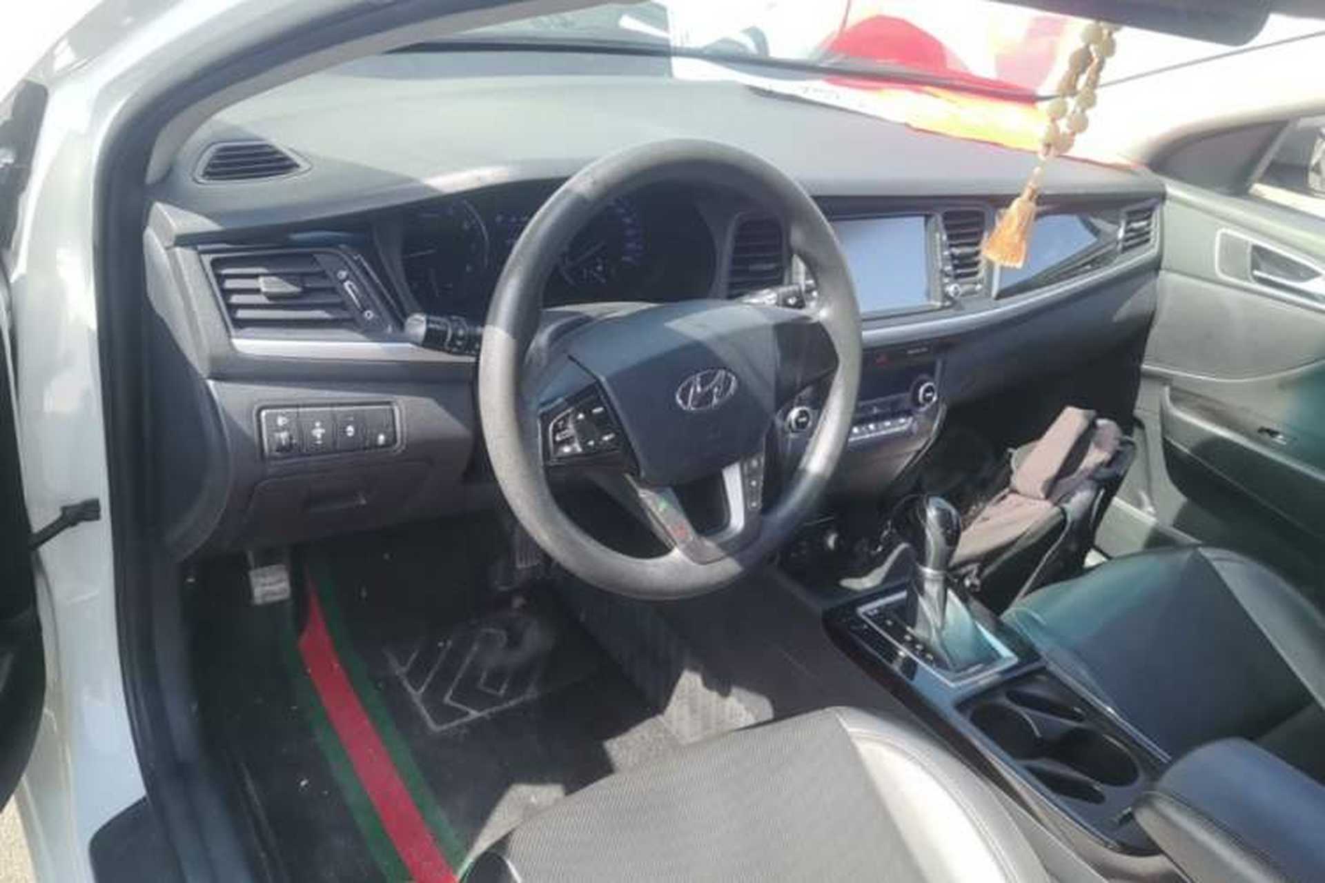 Used Hyundai Mistra 2017 1.8L Automatic Smart GLS China V Standard Center Console
