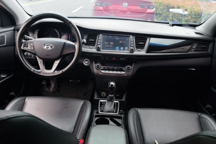 Used Hyundai Mistra 2017 1.8L Automatic Smart GLS China V Standard Center Console