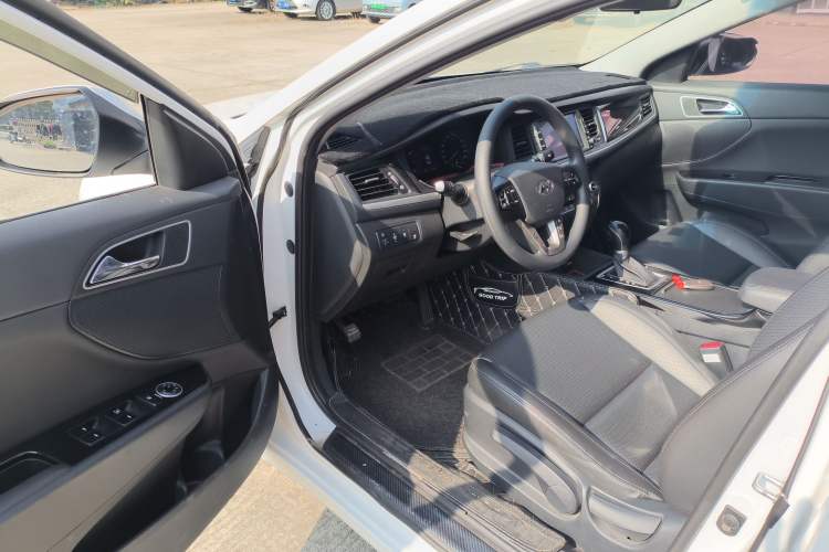 Used Hyundai Mistra 2017 1.8L Automatic Smart GLS China V Standard Driver Seat