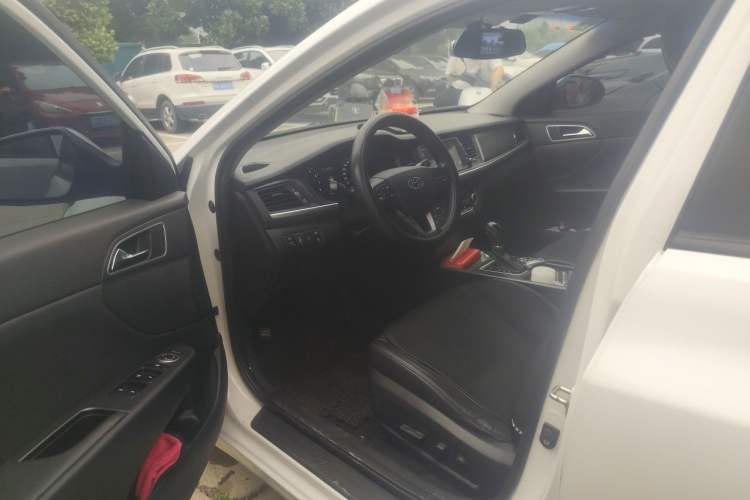 Used Hyundai Mistra 2017 1.8L Automatic Deluxe DLX Model China V Emission Standard Driver Seat