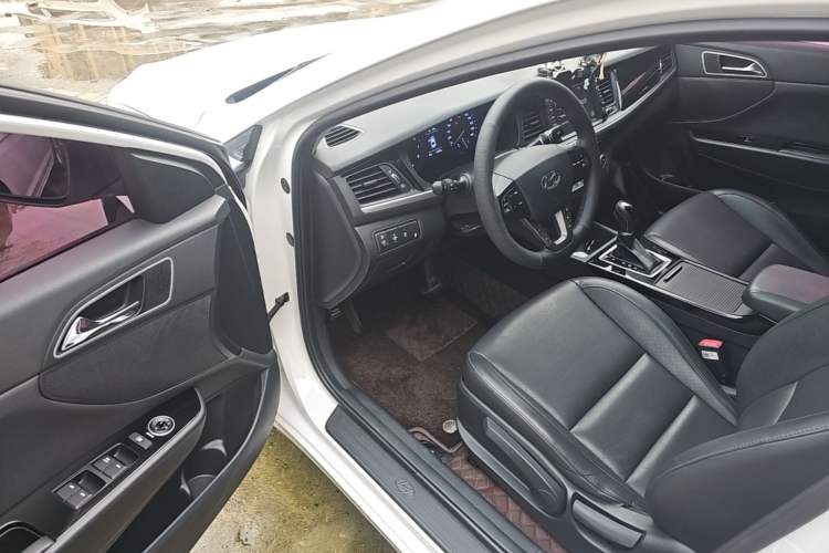 Used Hyundai Mistra 2017 1.8L Automatic Smart GLS China V Standard Driver Seat