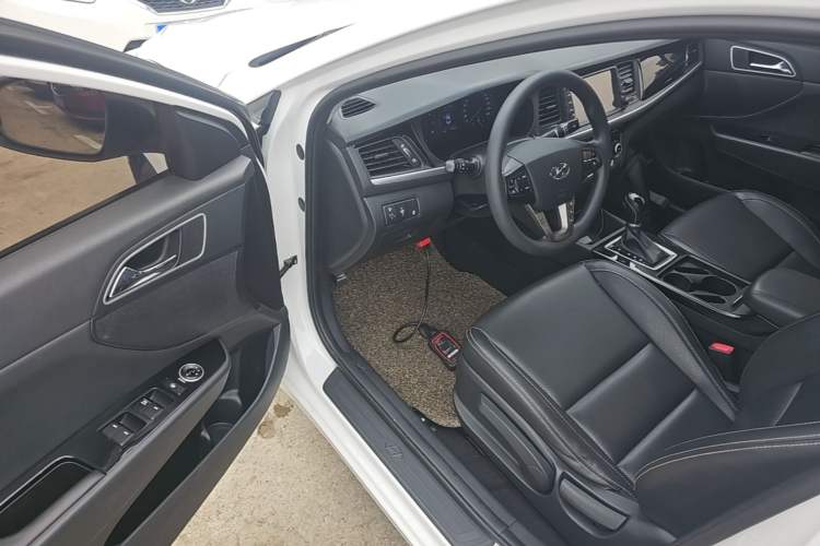 Used Hyundai Mistra 2017 1.6T Automatic Smart GLS China V Standard Driver Seat