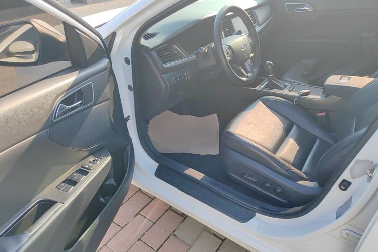 Used Hyundai Mistra 2017 1.8L Automatic Deluxe DLX Model China V Emission Standard Driver Seat
