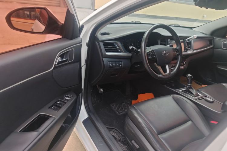 Used Hyundai Mistra 2017 1.8L Automatic Deluxe DLX Model China V Emission Standard Driver Seat