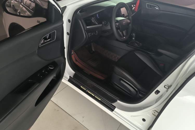 Used Hyundai Mistra 2017 1.6T Automatic Smart GLS China V Standard Driver Seat