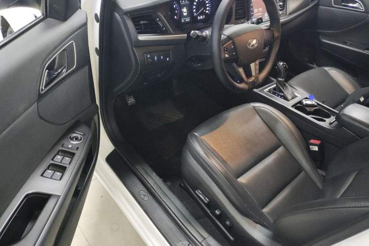 Used Hyundai Mistra 2017 1.8L Automatic Smart GLS China V Standard Driver Seat