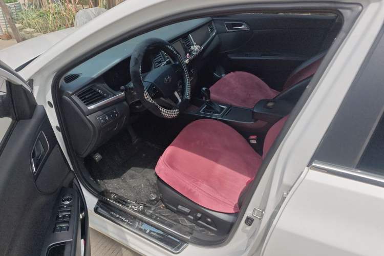 Used Hyundai Mistra 2017 1.8L Automatic Deluxe DLX Model China V Emission Standard Driver Seat