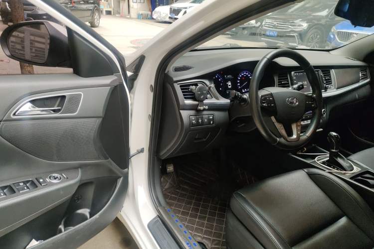Used Hyundai Mistra 2017 1.8L Automatic Deluxe DLX Model China V Emission Standard Driver Seat