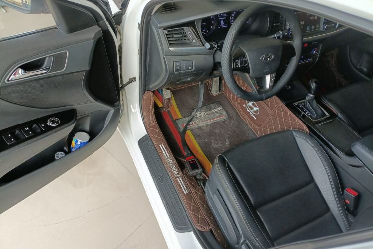 Used Hyundai Mistra 2017 1.6T Automatic Smart GLS China V Standard Driver Seat