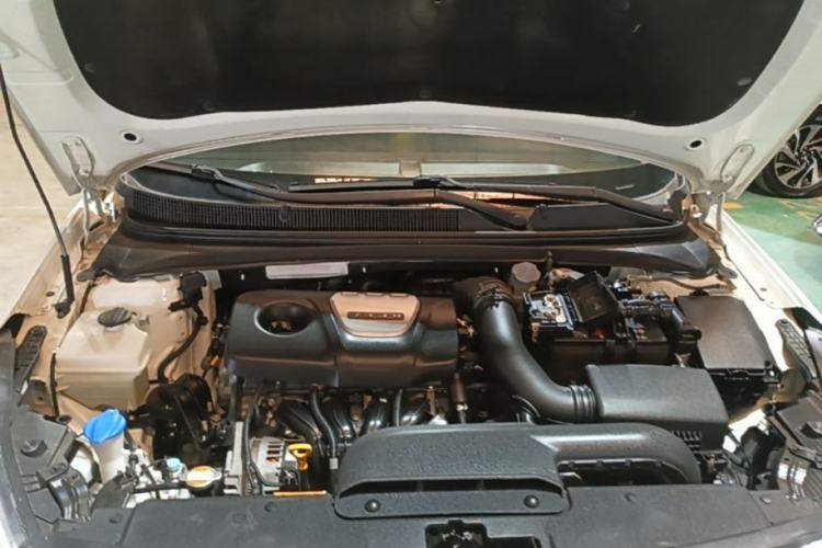 Used Hyundai Mistra 2017 1.6T Automatic Smart GLS China V Standard Engine Bay
