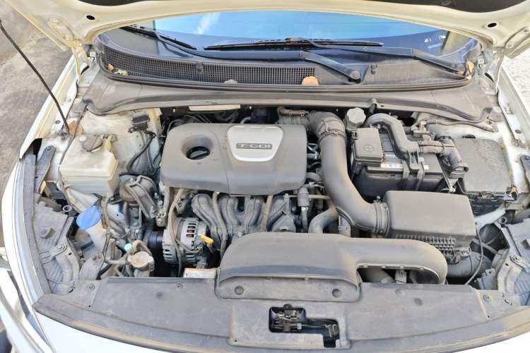 Used Hyundai Mistra 2017 1.6T Automatic Smart GLS China V Standard Engine Bay