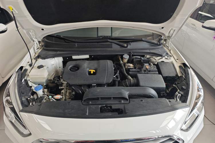 Used Hyundai Mistra 2017 1.8L Automatic Smart GLS China V Standard Engine Bay