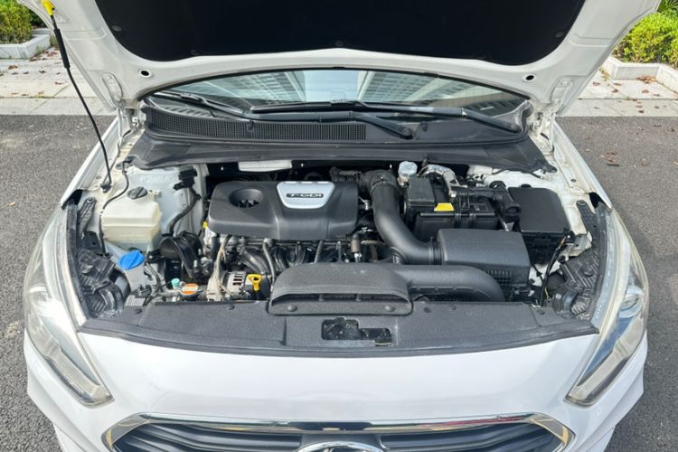 Used Hyundai Mistra 2017 1.6T Automatic Smart GLS China V Standard Engine Bay