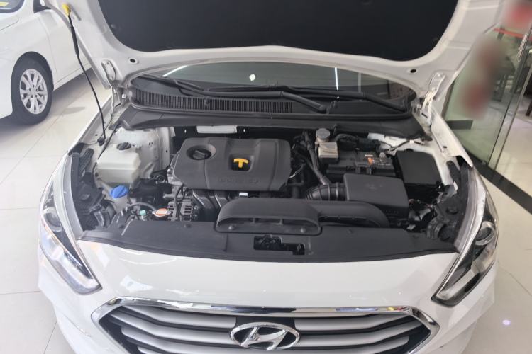 Used Hyundai Mistra 2017 1.8L Automatic Smart GLS China V Standard Engine Bay