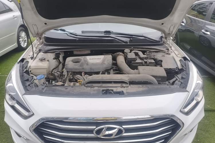 Used Hyundai Mistra 2017 1.6T Automatic Smart GLS China V Standard Engine Bay