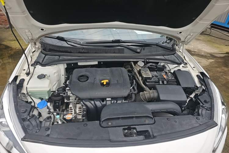 Used Hyundai Mistra 2017 1.8L Automatic Smart GLS China V Standard Engine Bay