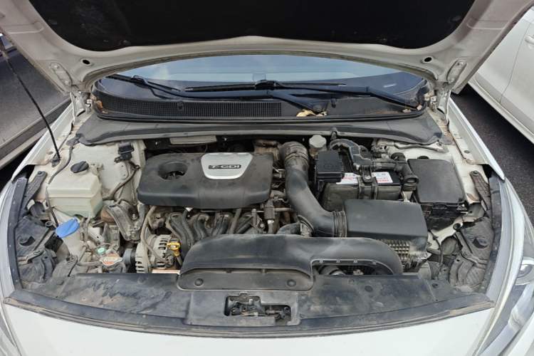 Used Hyundai Mistra 2017 1.6T Automatic Smart GLS China V Standard Engine Bay