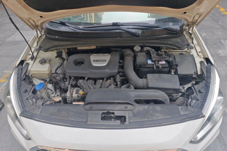 Used Hyundai Mistra 2017 1.6T Automatic Smart GLS China V Standard Engine Bay