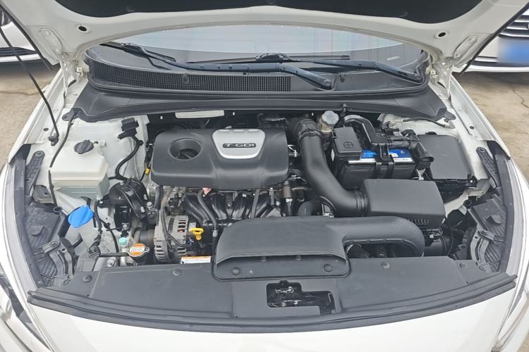 Used Hyundai Mistra 2017 1.6T Automatic Smart GLS China V Standard Engine Bay