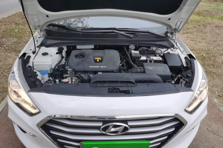 Used Hyundai Mistra 2017 1.8L Automatic Smart GLS China V Standard Engine Bay