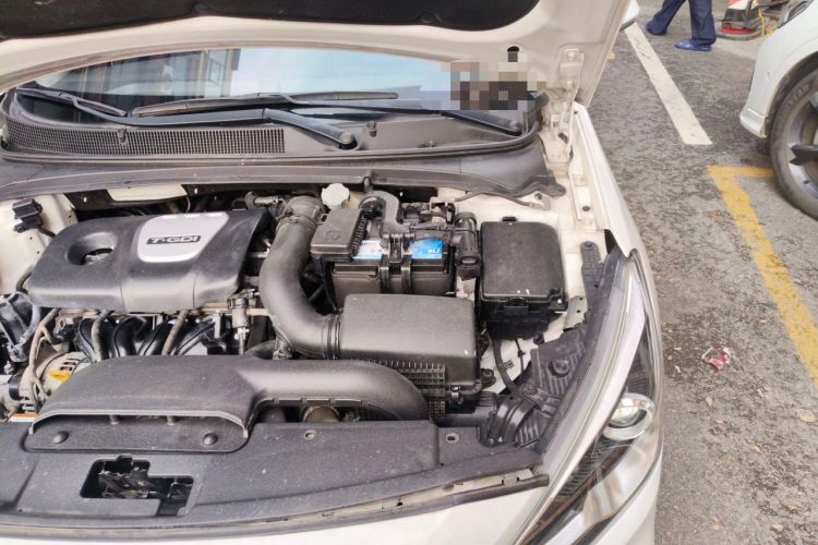 Used Hyundai Mistra 2017 1.6T Automatic Flagship Model TOP China V Emission Standard Engine Bay Left