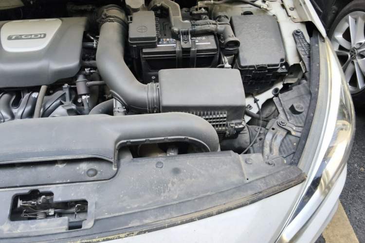 Used Hyundai Mistra 2017 1.6T Automatic Flagship Model TOP China V Emission Standard Engine Bay Left