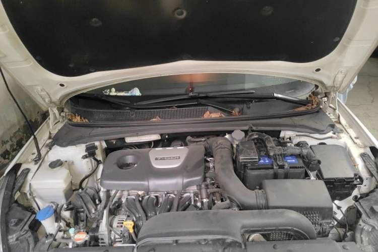 Used Hyundai Mistra 2017 1.6T Automatic Smart GLS China V Standard Engine Bay