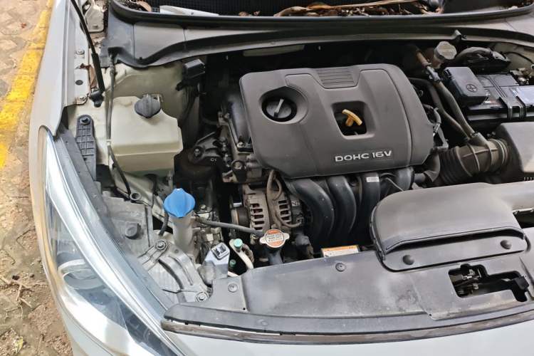 Used Hyundai Mistra 2017 1.8L Automatic Deluxe DLX Model China V Emission Standard Engine Bay Right