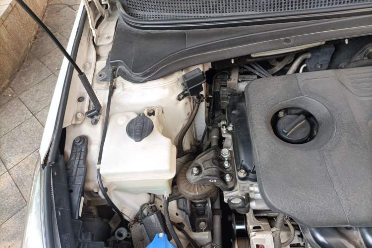 Used Hyundai Mistra 2017 1.8L Automatic Smart GLS China V Standard Engine Bay Right