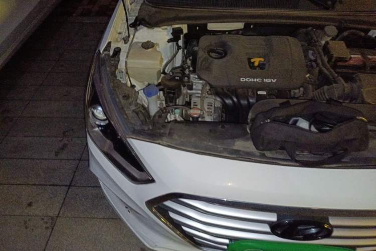 Used Hyundai Mistra 2017 1.8L Automatic Deluxe DLX Model China V Emission Standard Engine Bay Right