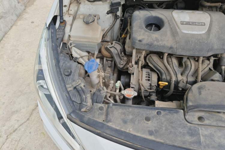 Used Hyundai Mistra 2017 1.6T Automatic Flagship Model TOP China V Emission Standard Engine Bay Right