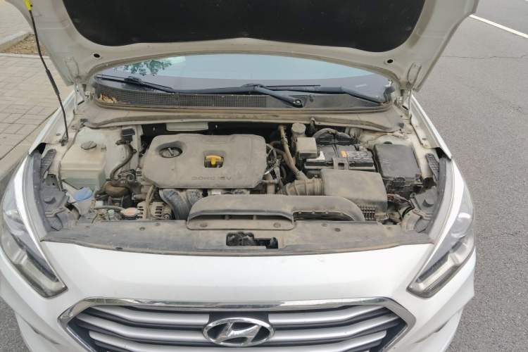 Used Hyundai Mistra 2017 1.8L Automatic Deluxe DLX Model China V Emission Standard Engine Bay