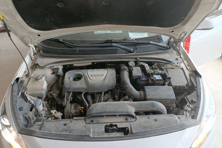 Used Hyundai Mistra 2017 1.6T Automatic Smart GLS China V Standard Engine Bay