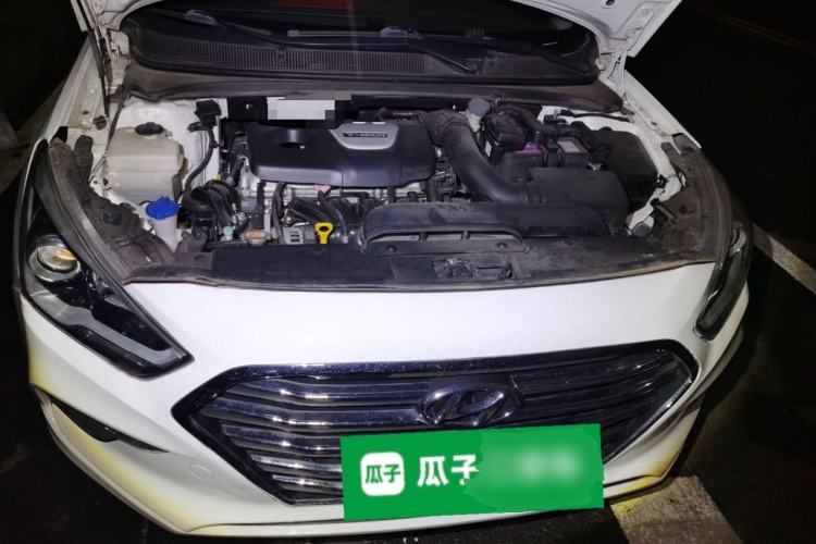 Used Hyundai Mistra 2017 1.6T Automatic Flagship Model TOP China V Emission Standard Engine Bay