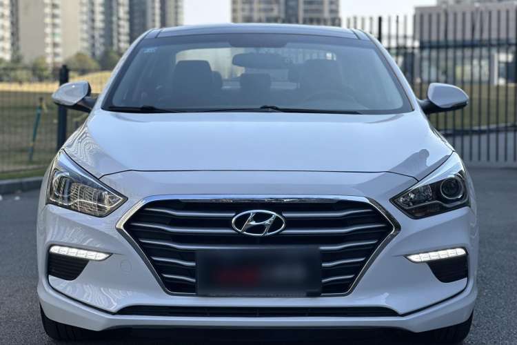 Used Hyundai Mistra 2017 1.8L Automatic Deluxe DLX Model China V Emission Standard Exterior 1