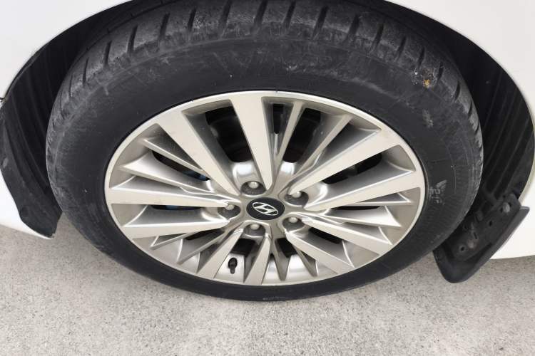 Used Hyundai Mistra 2017 1.6T Automatic Smart GLS China V Standard Exterior 4