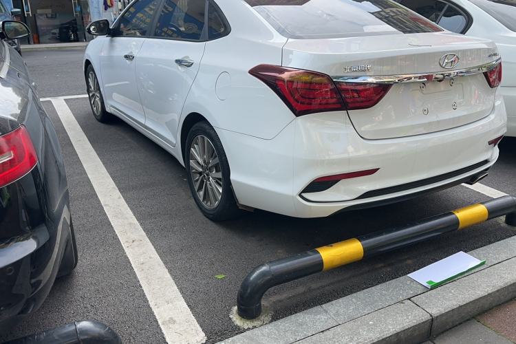 Used Hyundai Mistra 2017 1.8L Automatic Deluxe DLX Model China V Emission Standard Exterior 4