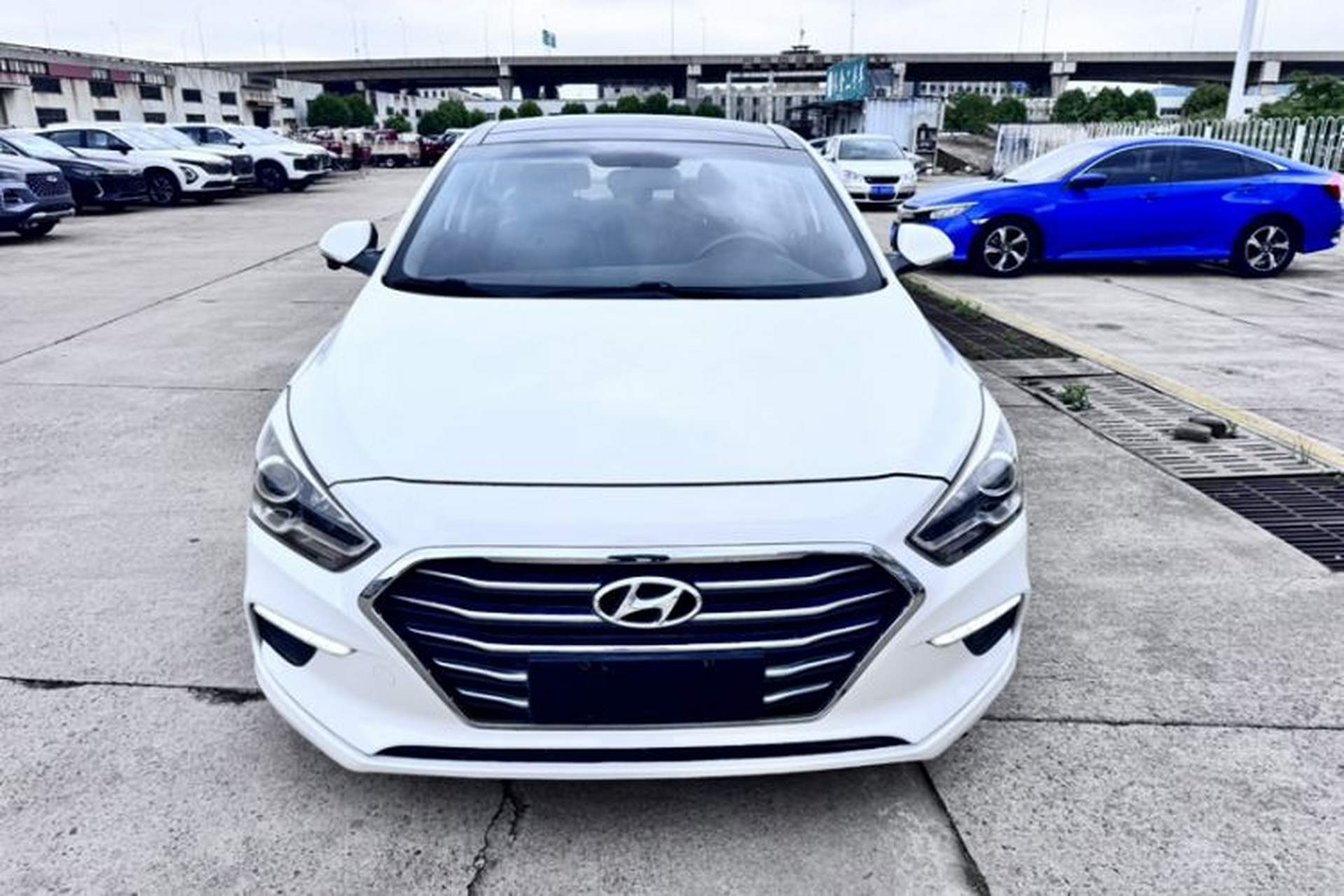 Used Hyundai Mistra 2017 1.6T Automatic Flagship Model TOP China V Emission Standard Exterior 5