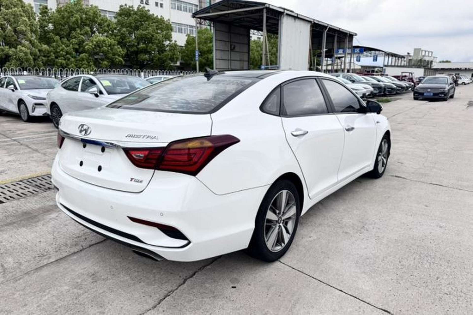 Used Hyundai Mistra 2017 1.6T Automatic Flagship Model TOP China V Emission Standard Exterior 8