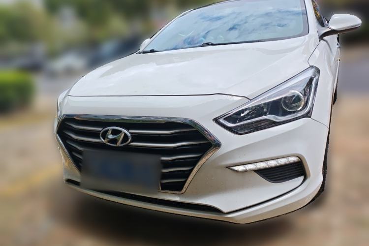Used Hyundai Mistra 2017 1.8L Automatic Deluxe DLX Model China V Emission Standard Front
