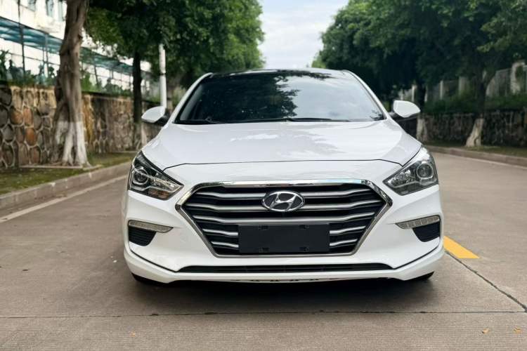 Used Hyundai Mistra 2017 1.8L Automatic Deluxe DLX Model China V Emission Standard Front